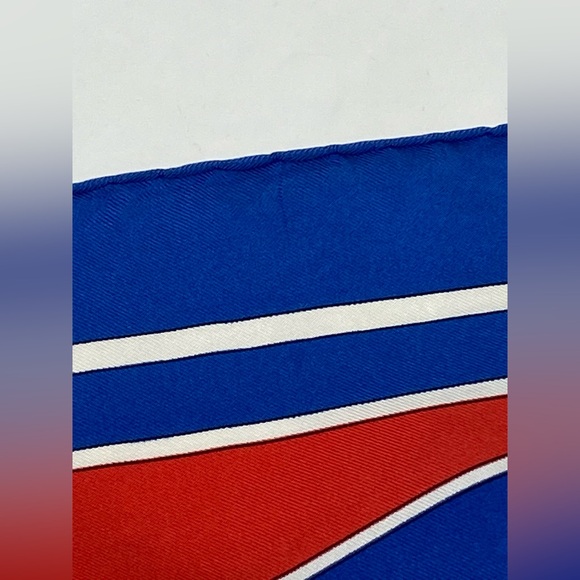 Hermes Vintage Carre 90 Silk Scarf”SEXTANTS”by Loic Dubigeon - Picture 11 of 16